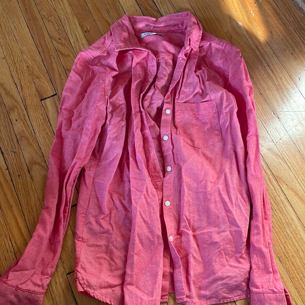 Gap Red Button Down. Size Small